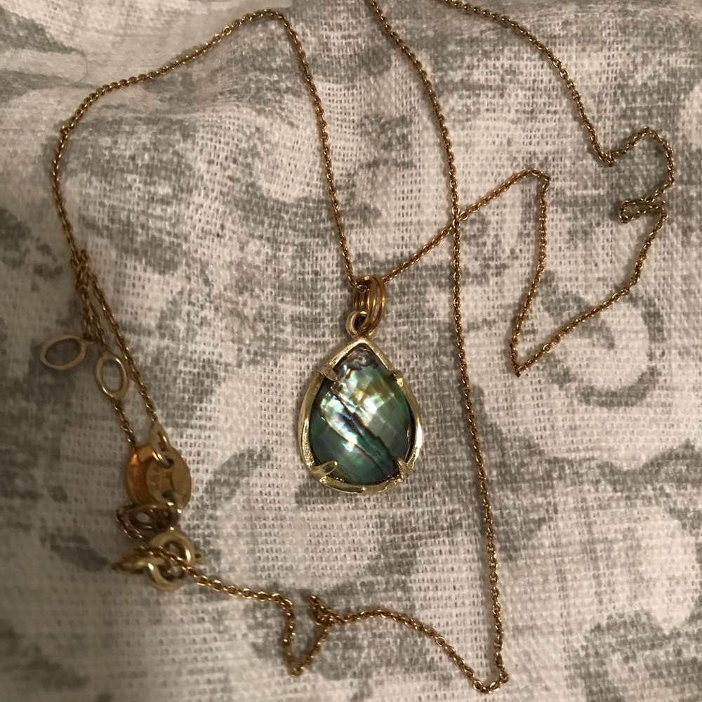 Kendra Scott Kiri Abalone Pendant